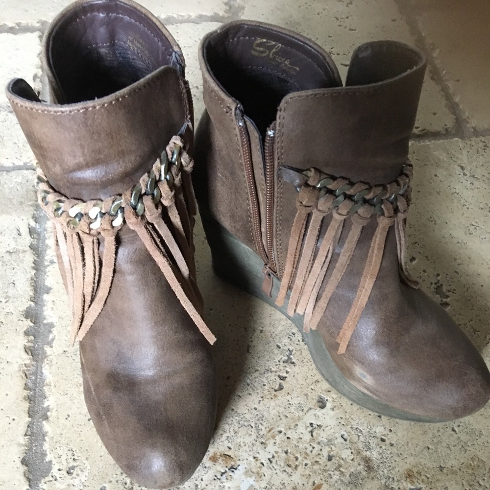 🛍Fringed booties
